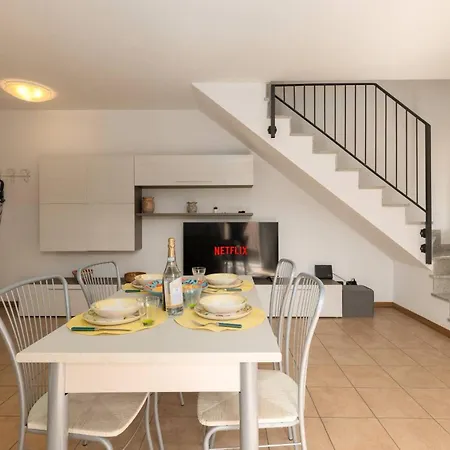 Serenity View With Pool * Lenno