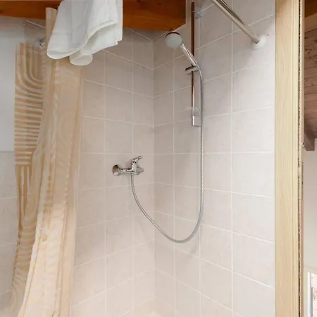Serenity View With Pool Apartment Lenno